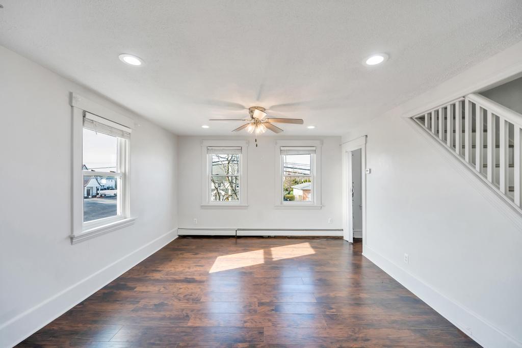 209 Central Avenue, Bethpage, New York image 33