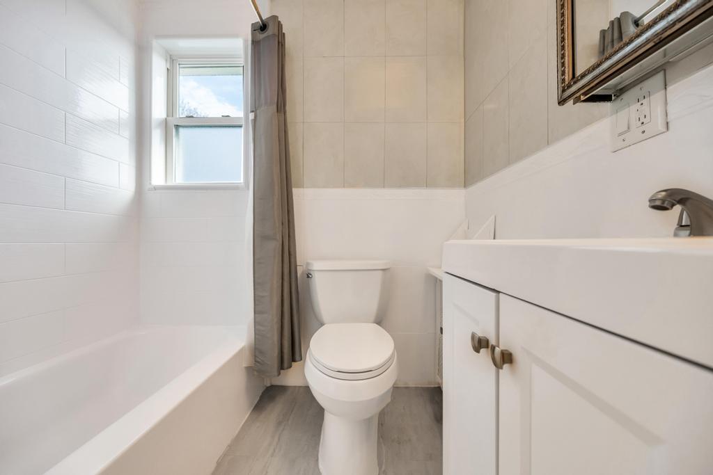209 Central Avenue, Bethpage, New York image 25