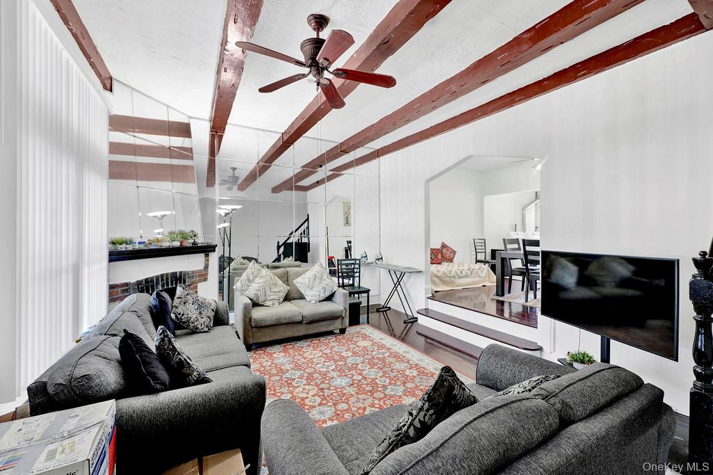 Photo of 10925 Francis Lewis Boulevard, Queens Village, NY 11429 (MLS # 961483)