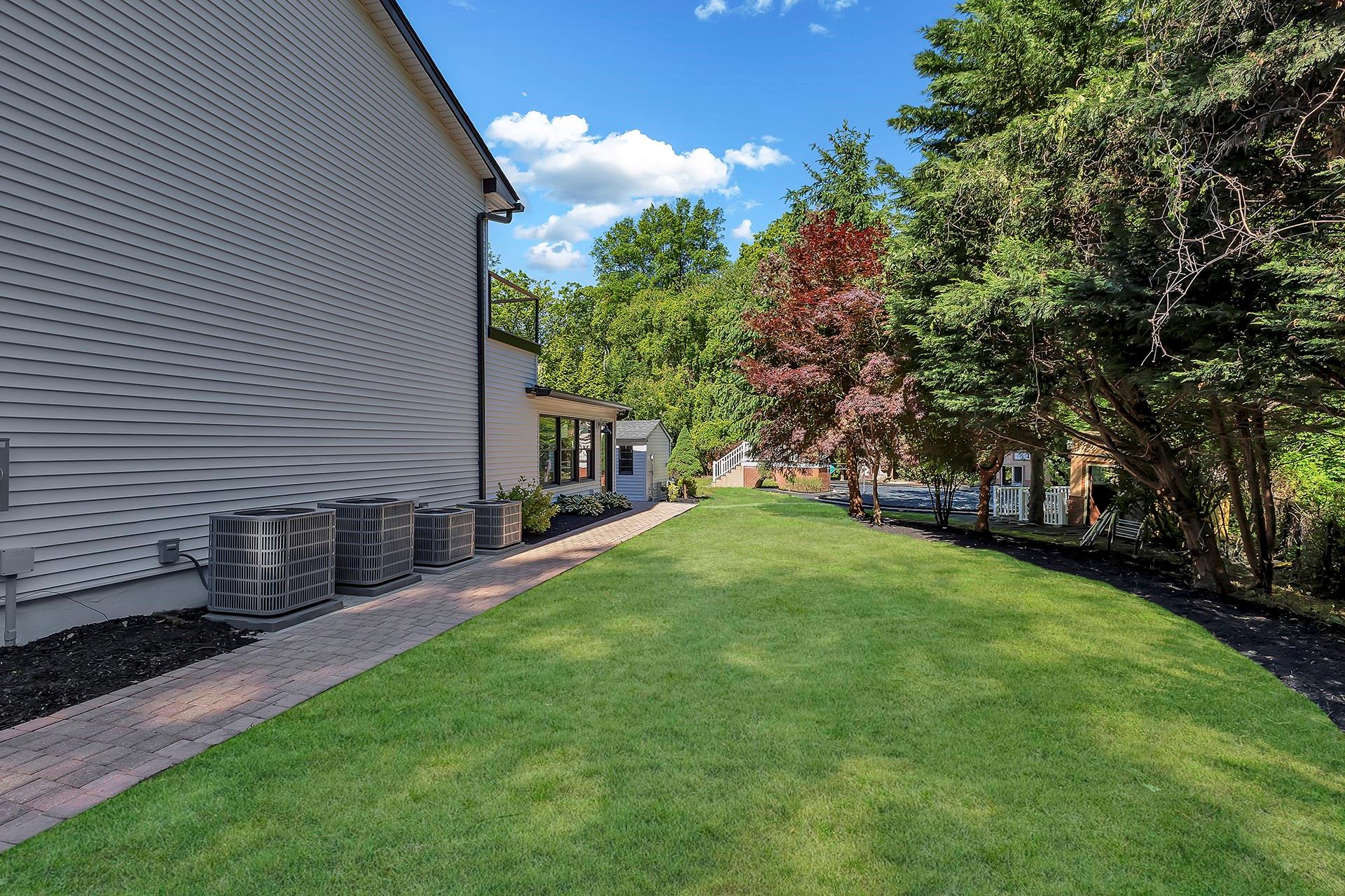 38 Cottontail Road, Melville, New York image 49