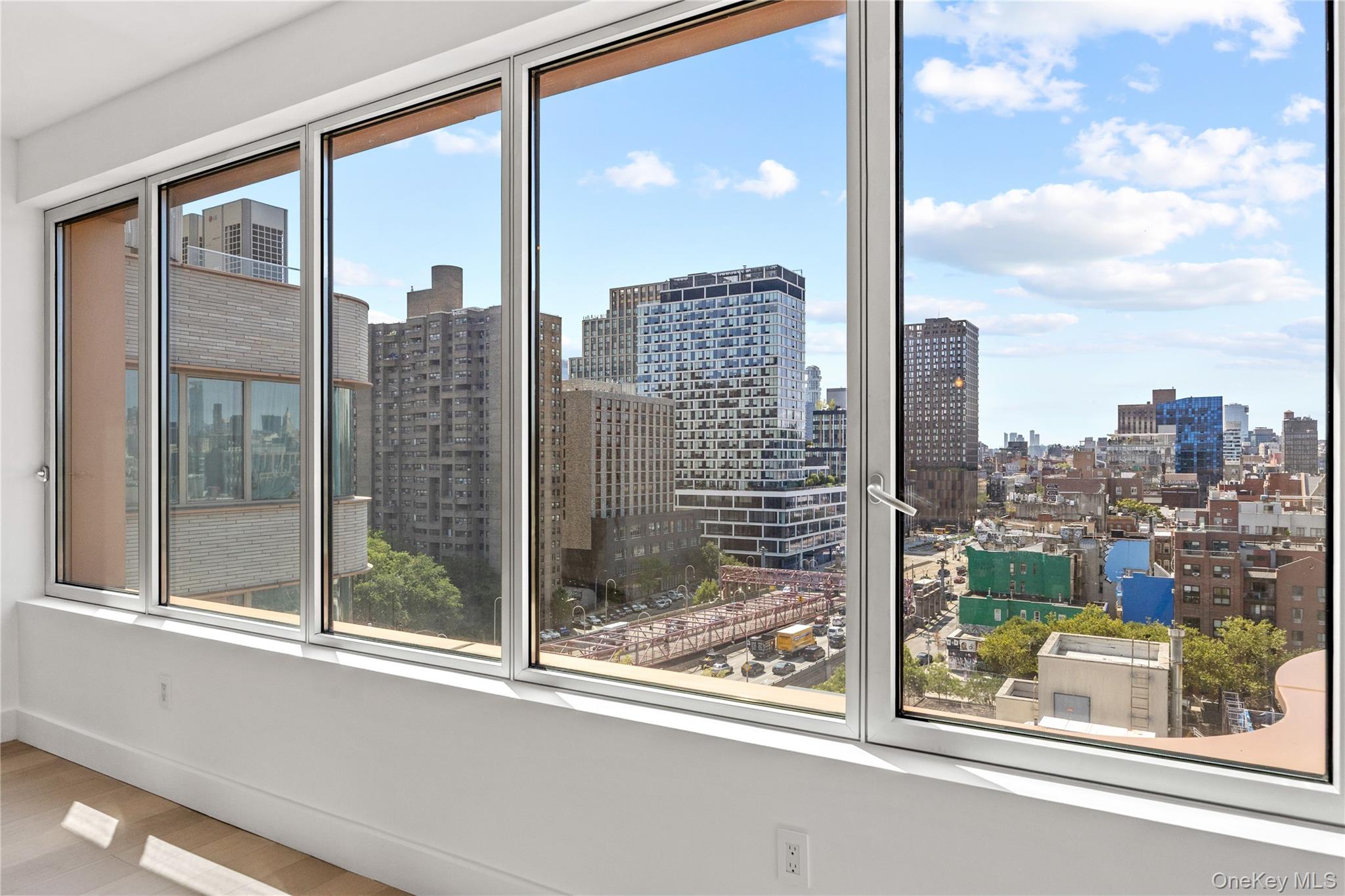208 Delancey Street PH3