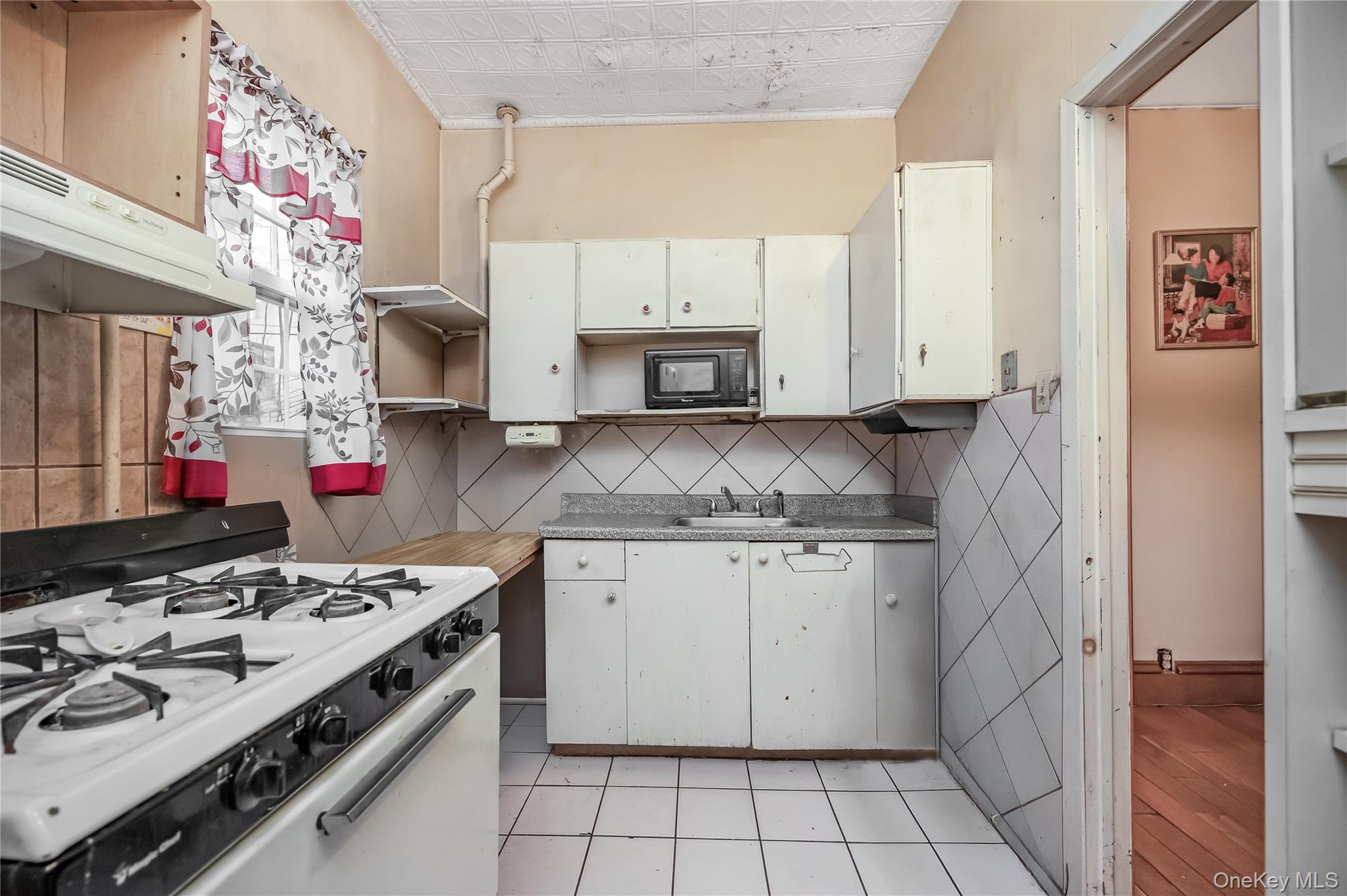 442 Lafayette Avenue