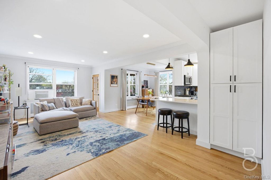 Photo of 67-38 108th Street #B33, Forest Hills, NY 11375 (MLS # 986863)