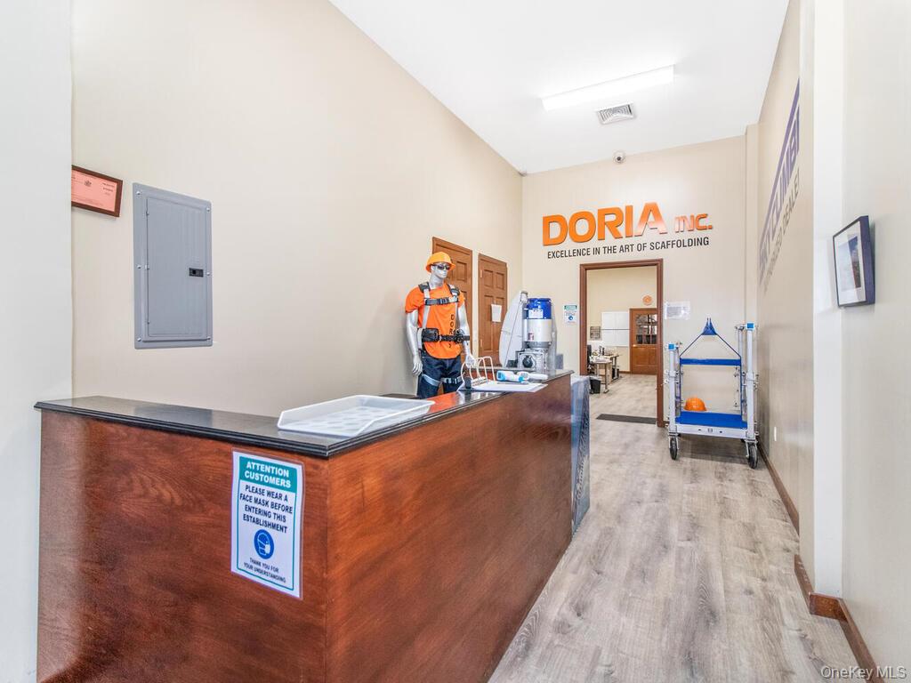 205-02 Jamaica Avenue