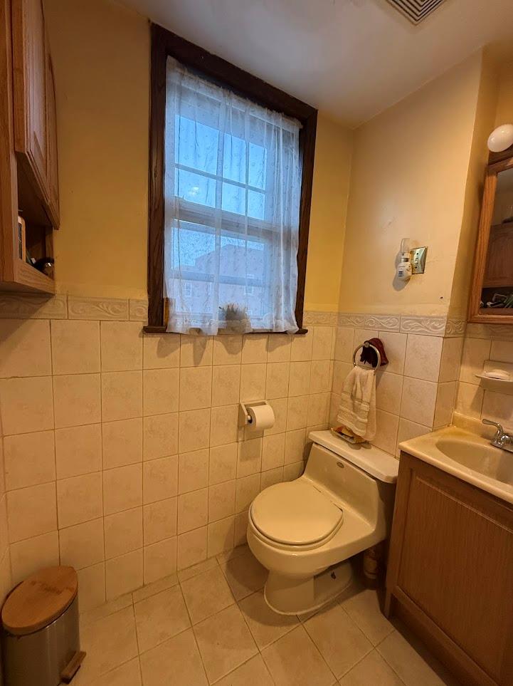 84-37 90 Street St, Woodhaven, New York image 13