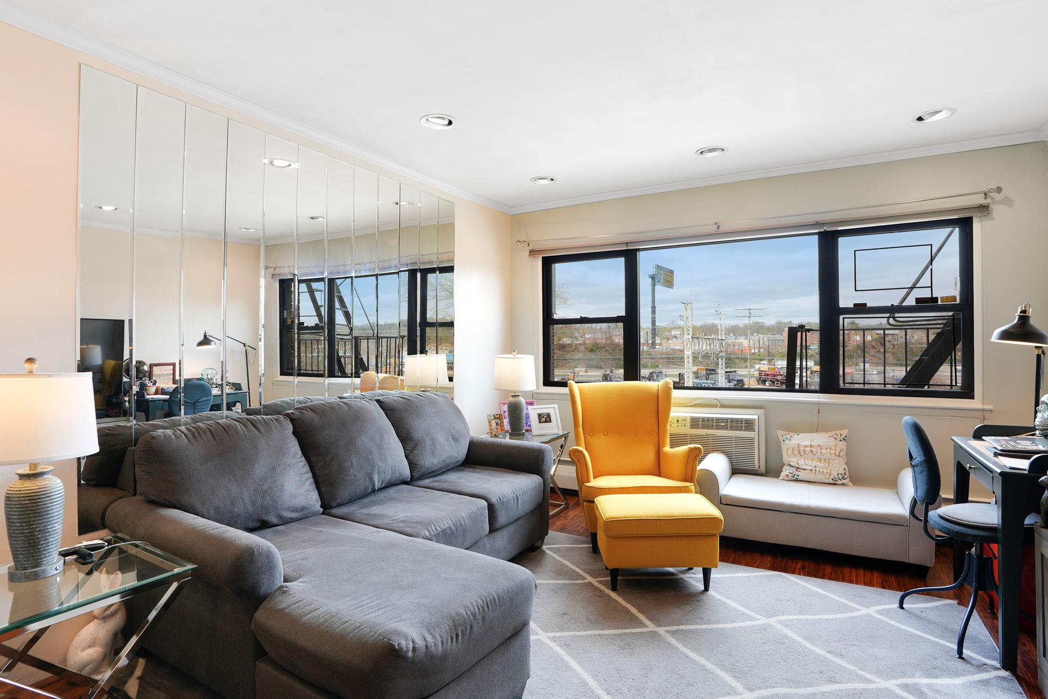 2261 Palmer Avenue #4P, New Rochelle, New York image 3