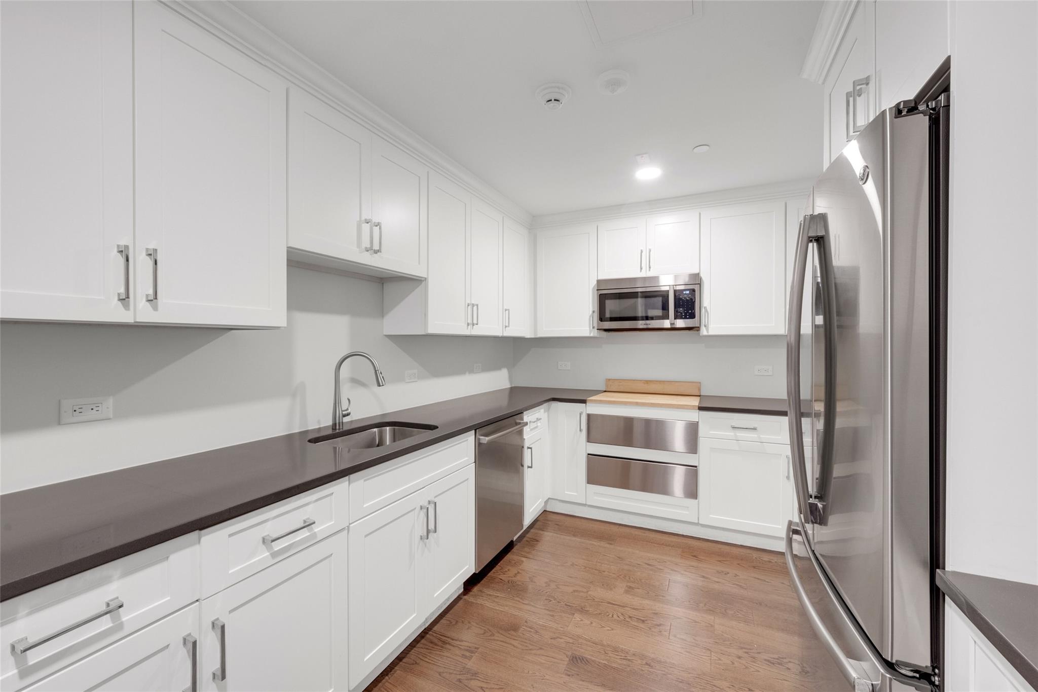 10 Byron Place Pl #PH805, Larchmont, New York image 19