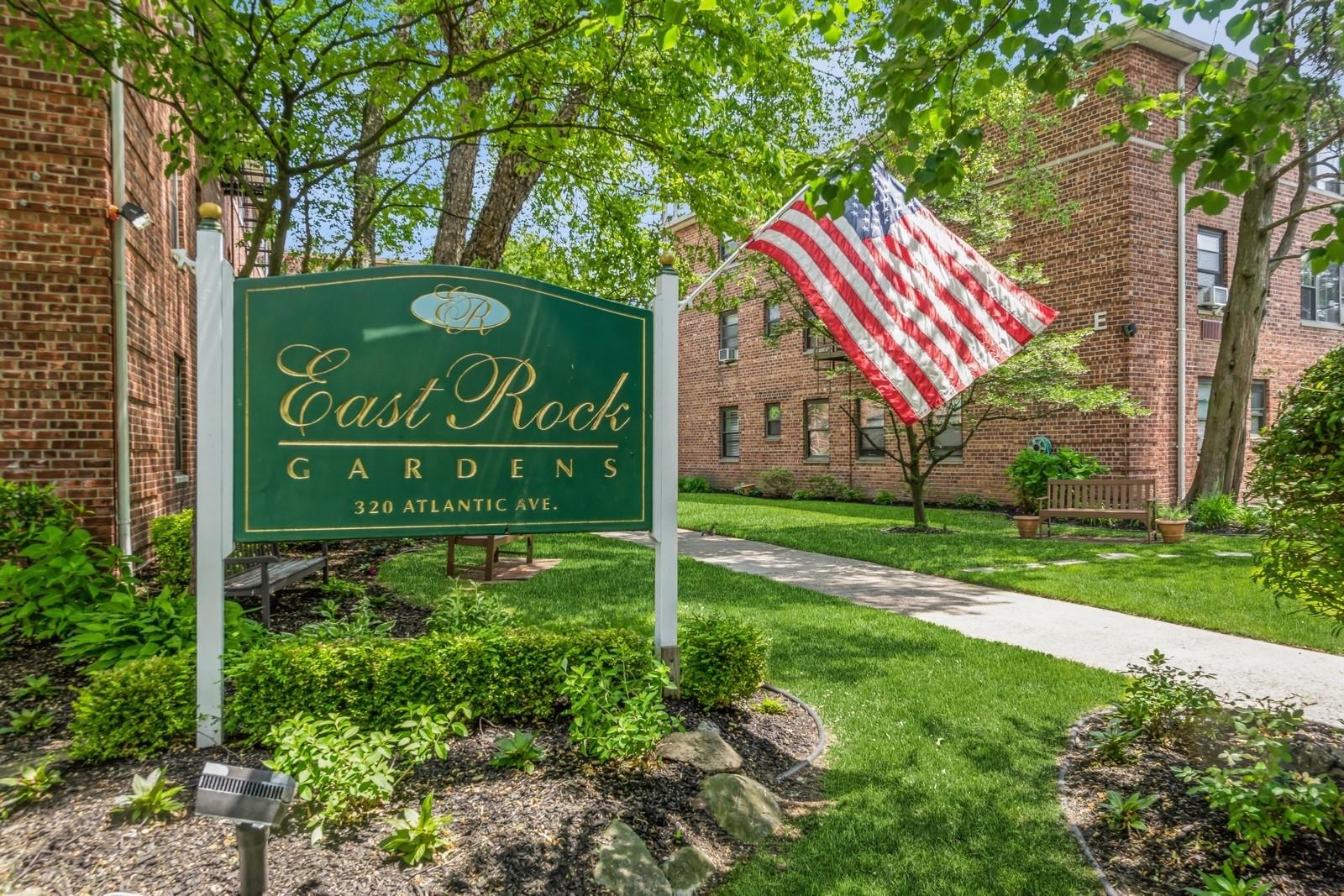 320 Atlantic Avenue #E11, East Rockaway, New York image 1