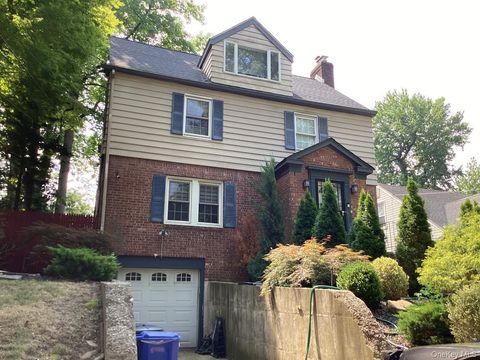 19346 McLaughlin Avenue, Holliswood, NY 11423 - MLS#: 896389