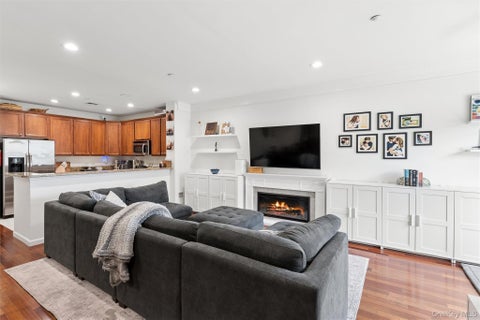 Condo For Sale - 19 Strangford Court #110<br/> Oceanside, NY 11572