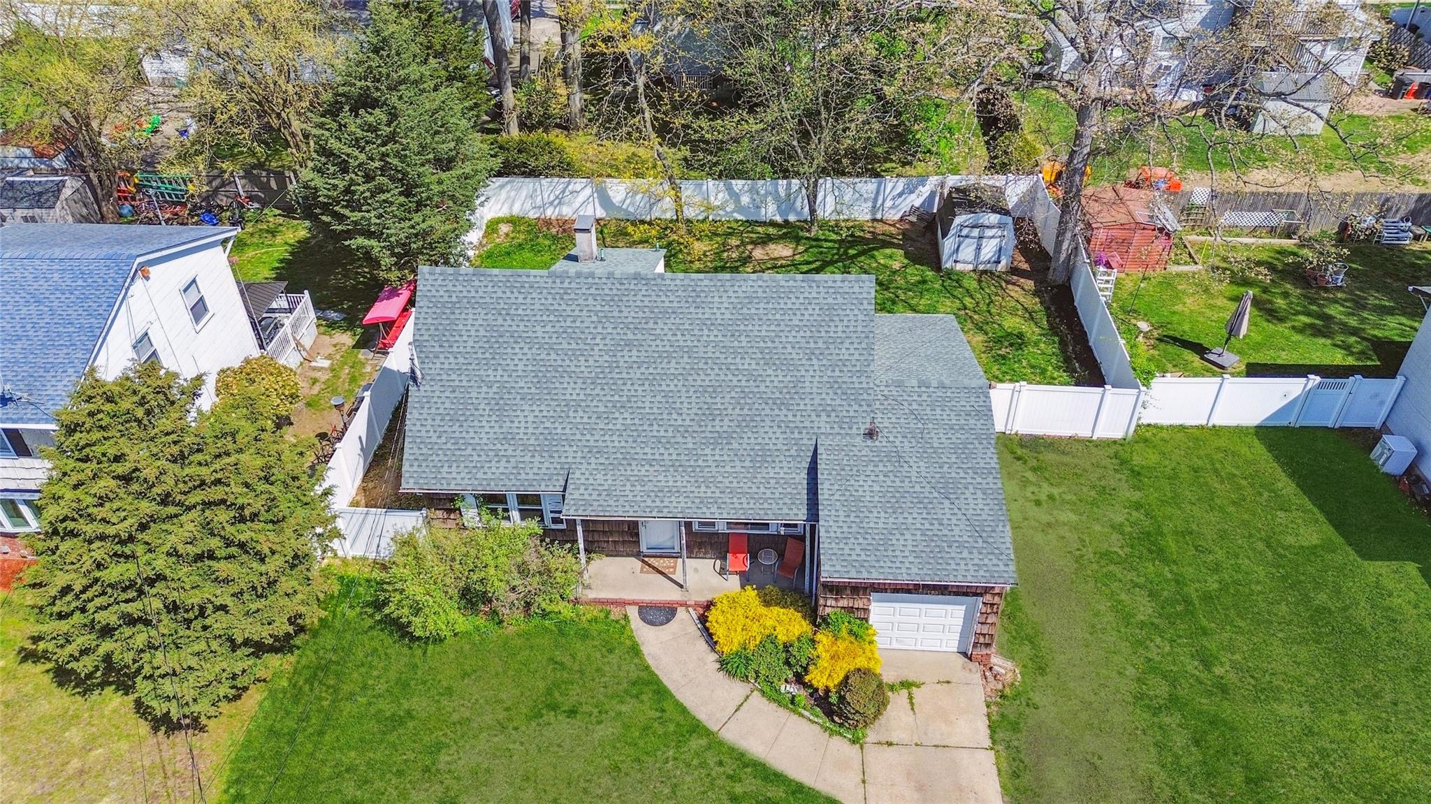149 Le Grand St, Brentwood, New York image 29