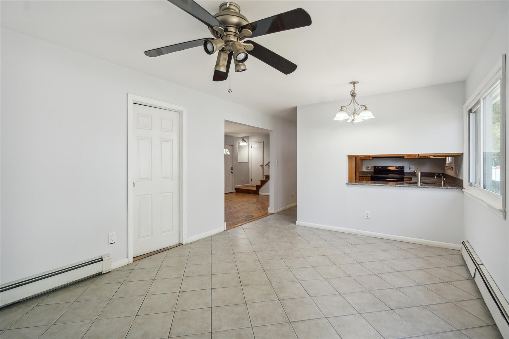 149 Le Grand St, Brentwood, New York image 17
