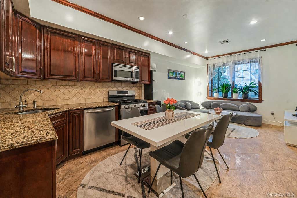 Photo of 2569 38th Street #1R, Astoria, NY 11103 (MLS # 1043050)