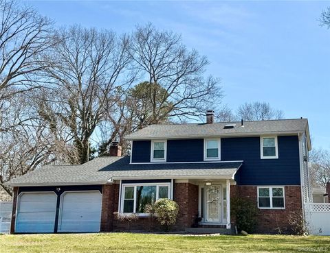 Homes For Sale - 8 Chauncey Lane<br/> Coram, NY 11727