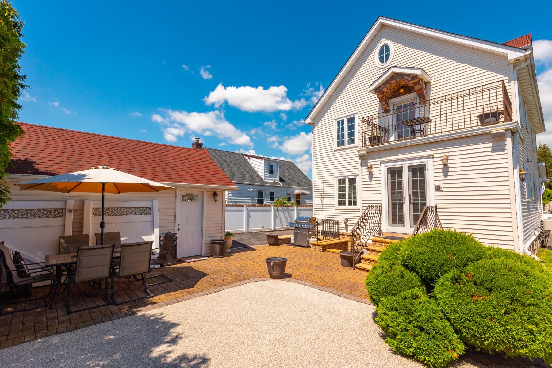 41 Winnie Court, Westbury, New York image 35