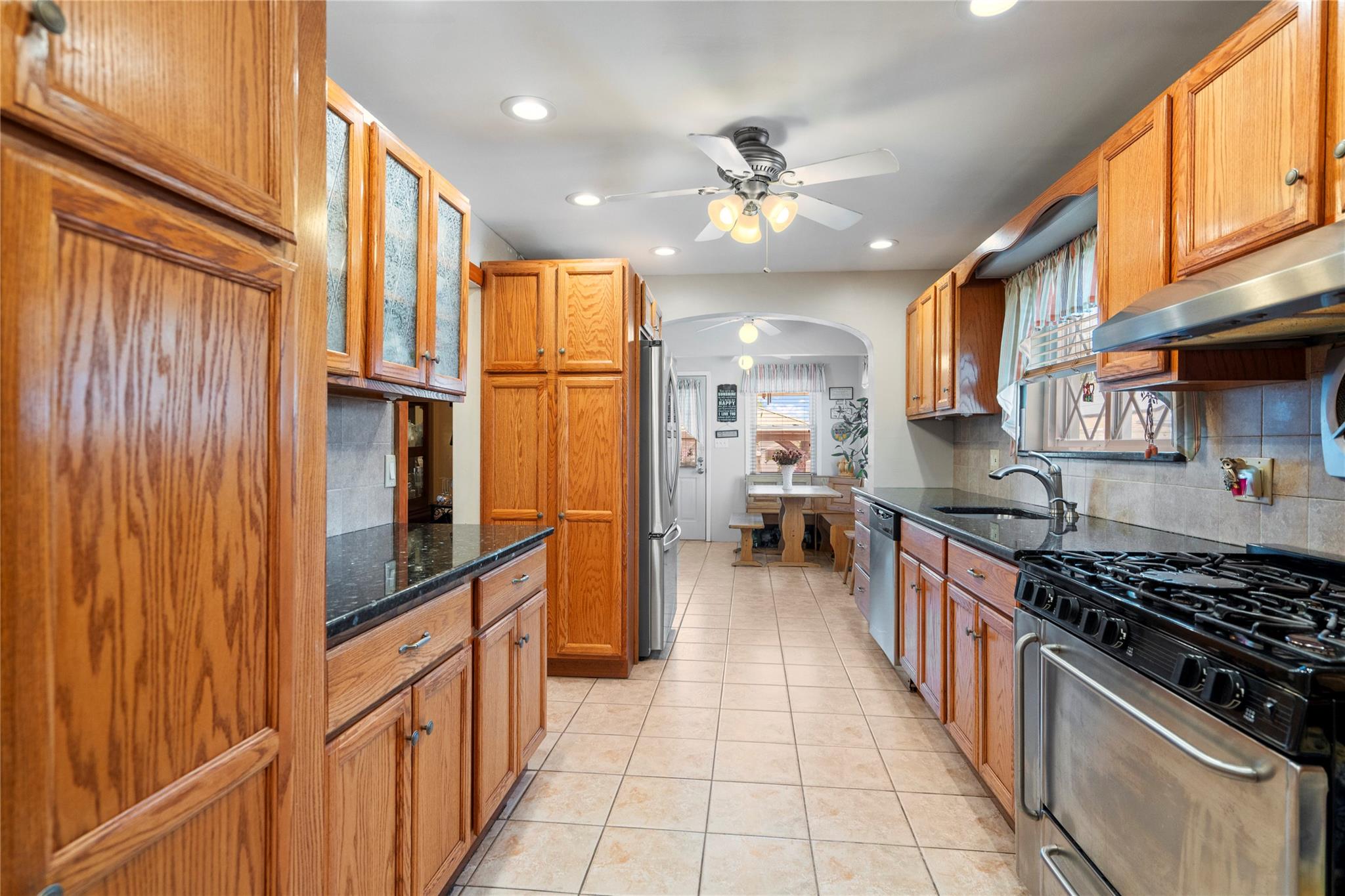 665 Gabriel Avenue, Franklin Square, New York image 16