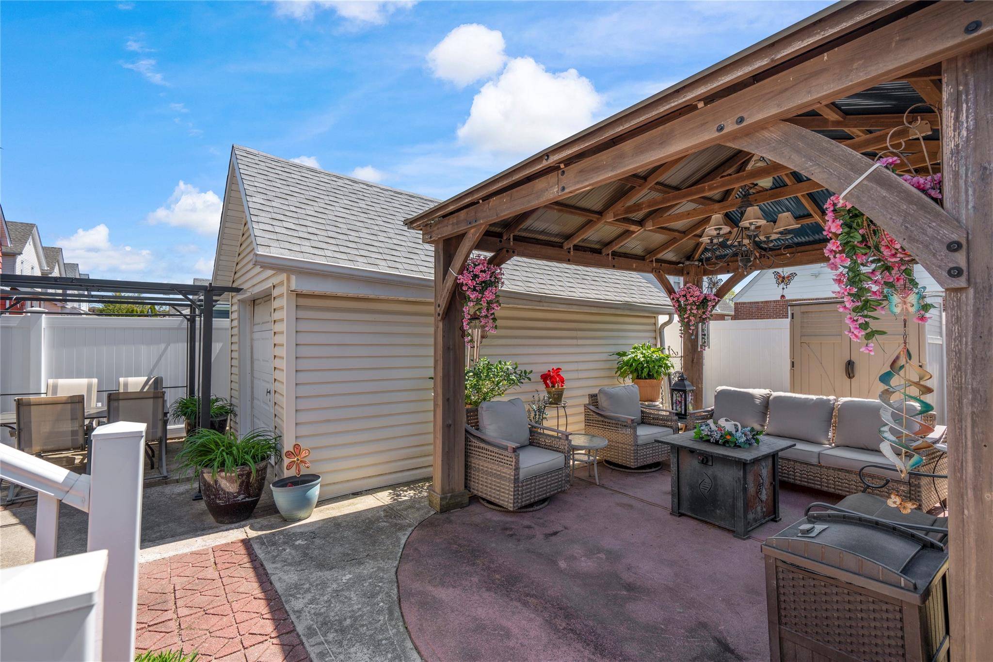 665 Gabriel Avenue, Franklin Square, New York image 35