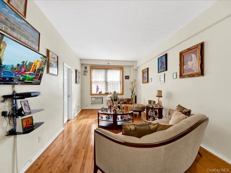 814 TILDEN Street STB