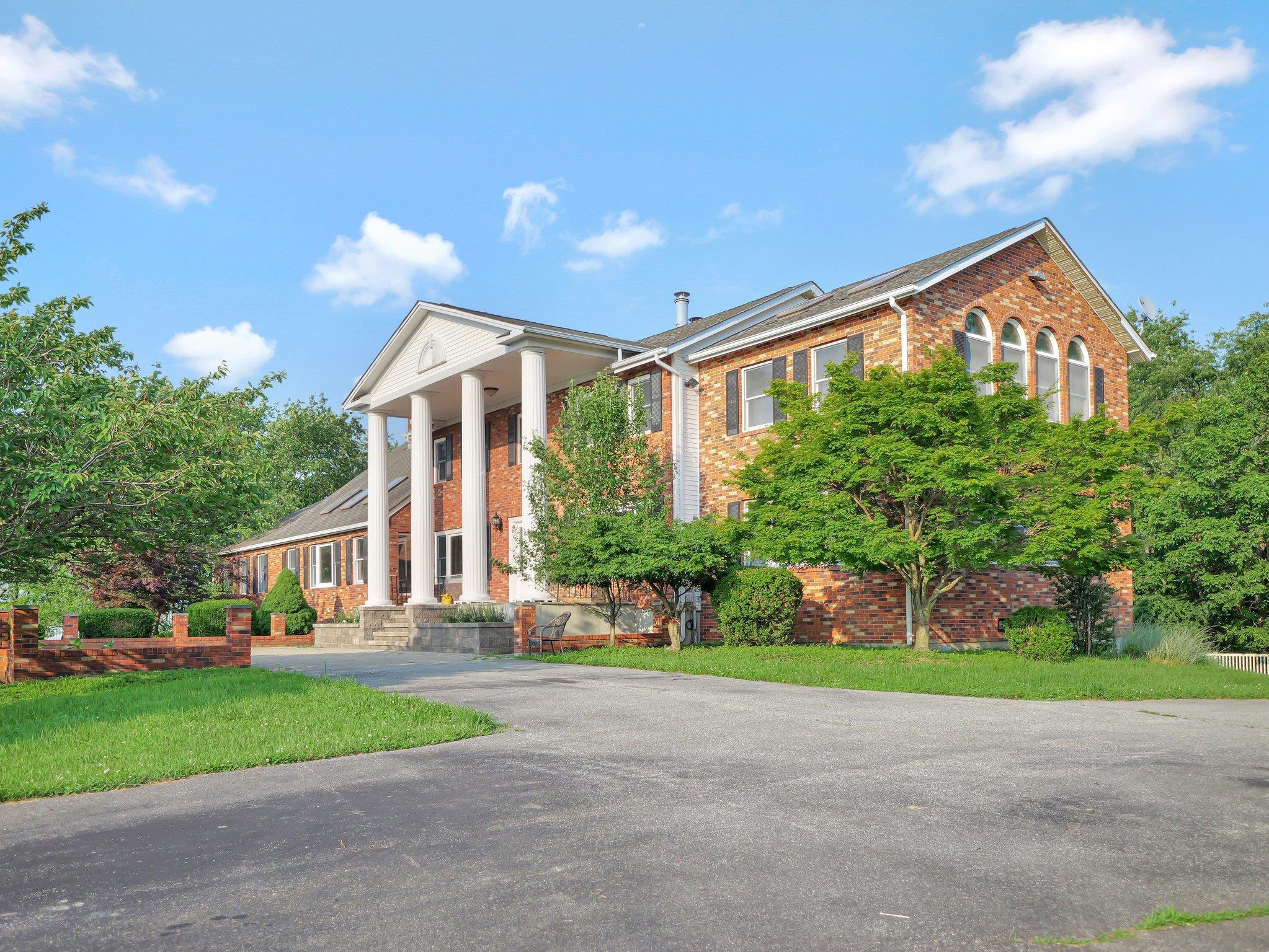 285 Hill Road