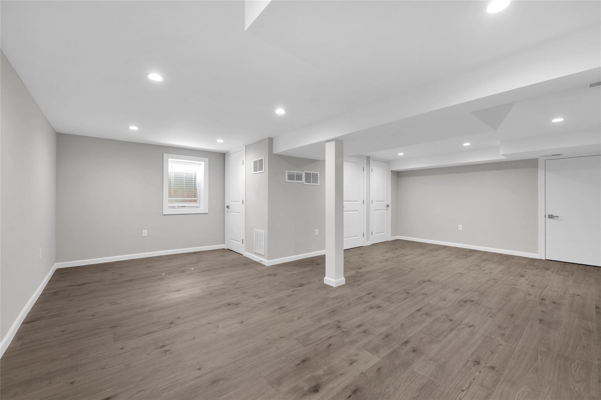 24 Roxbury Road, Port Washington, New York image 18