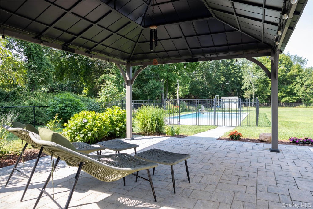 Photo of 1430 Marratooka Road, Mattituck, NY 11952 (MLS # 1027794)