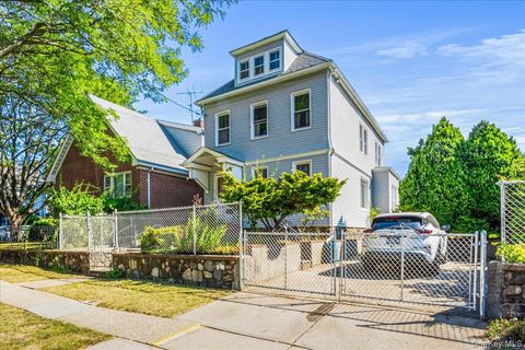 4307 149th Street Flushing NY 11355