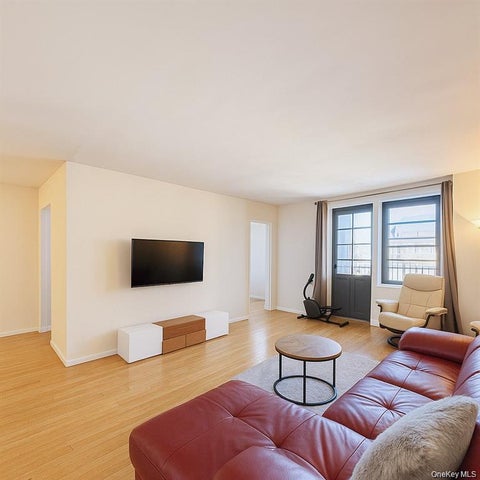 Homes For Sale - 13950 35 Avenue #4<br/> Flushing, NY 11354