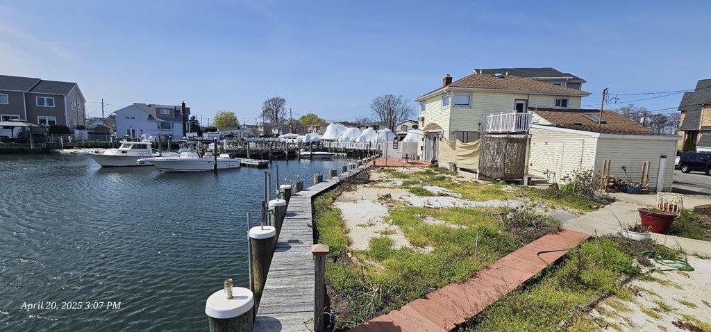 2479 Jackson Avenue, Seaford, New York image 2
