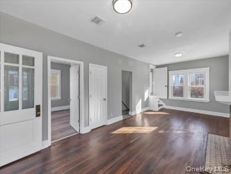 39 Westside Avenue