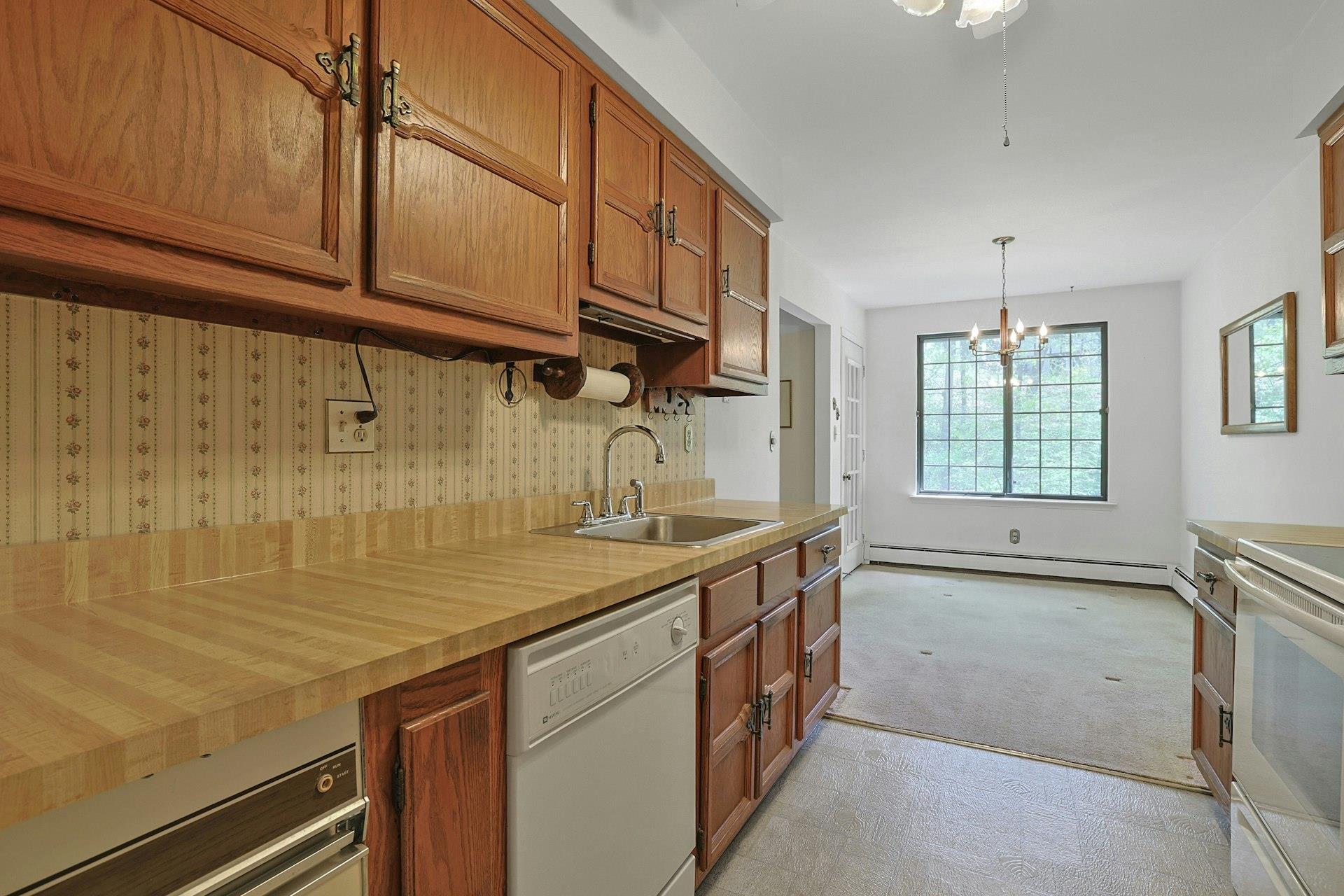 44 Foxwood Drive #7, Pleasantville, New York image 5