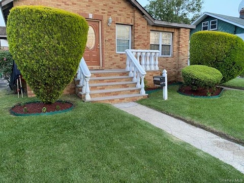 Homes For Sale - 188-38 Ilion Avenue<br/> Saint Albans, NY 11412