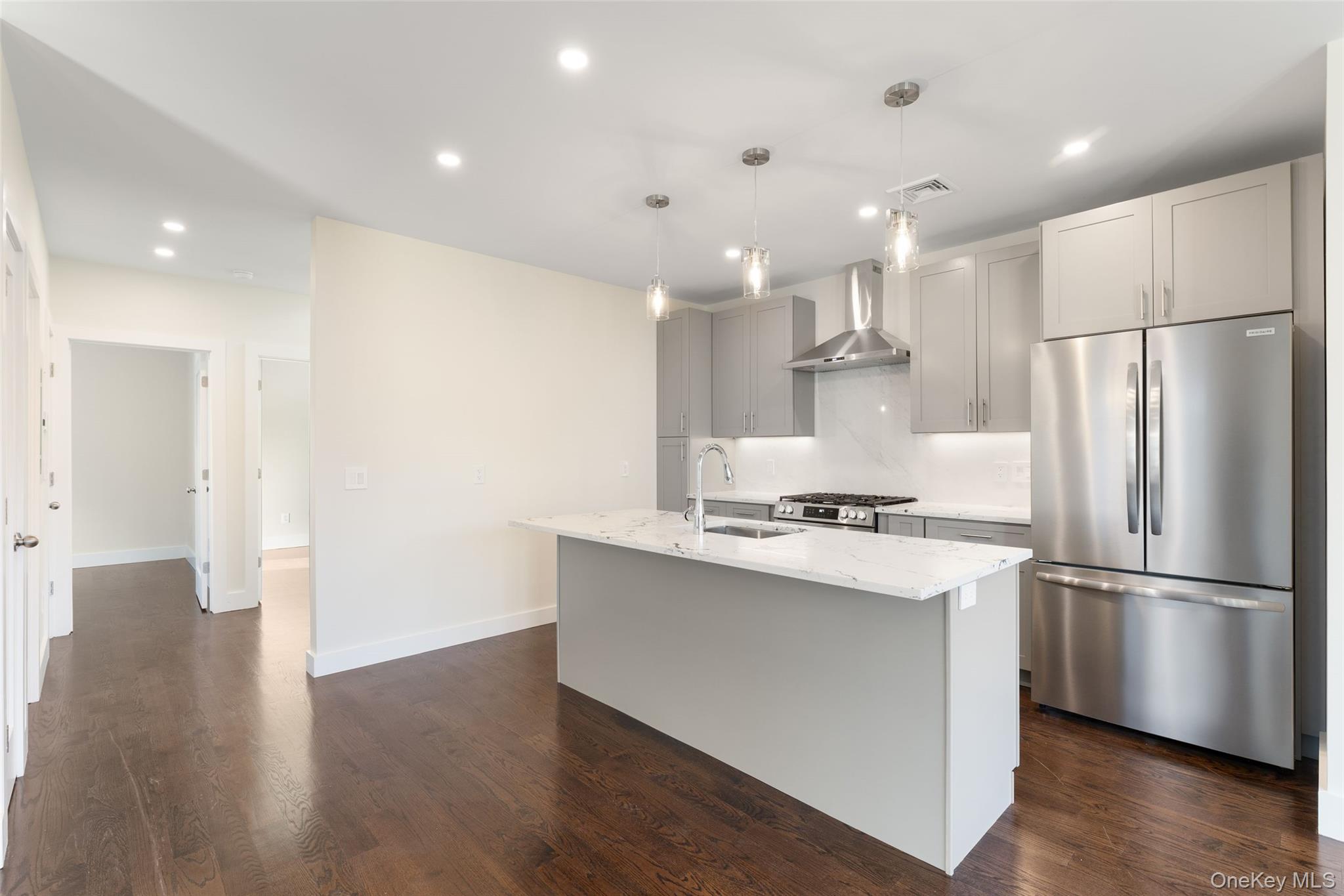 15 Lincoln Avenue 2