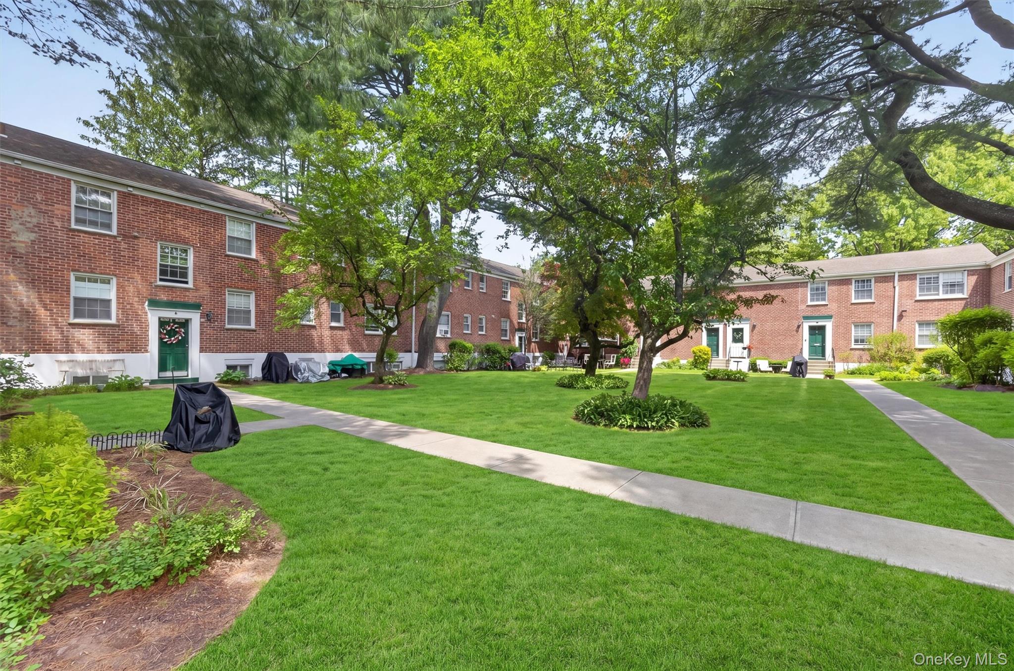 33 Fieldstone Drive D2