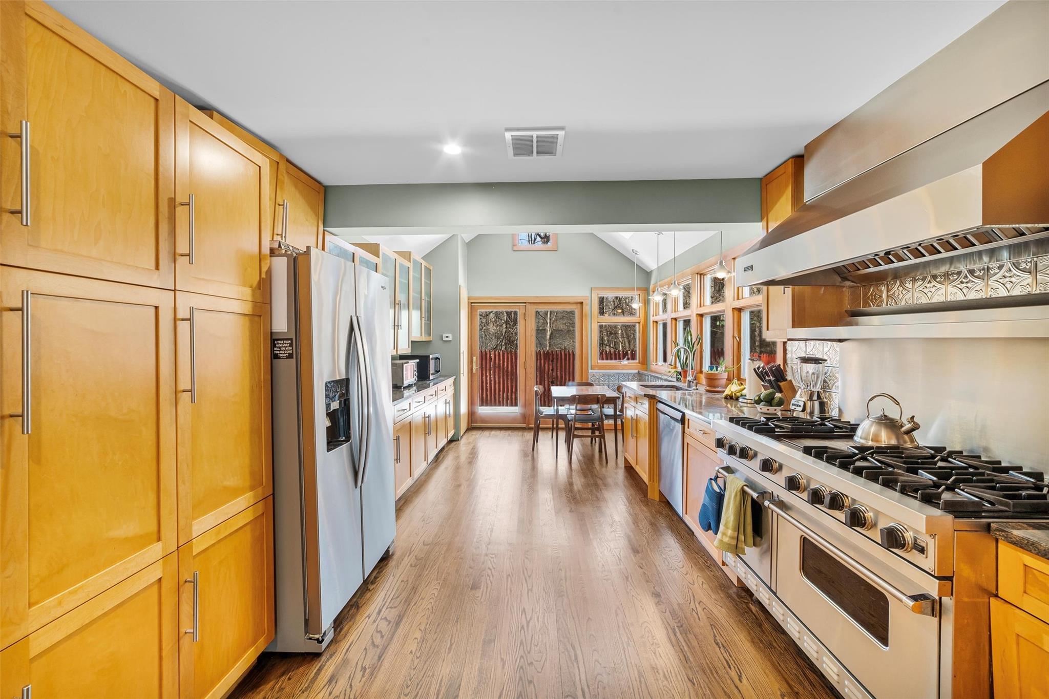 7 Maryland Avenue, Armonk, New York image 12