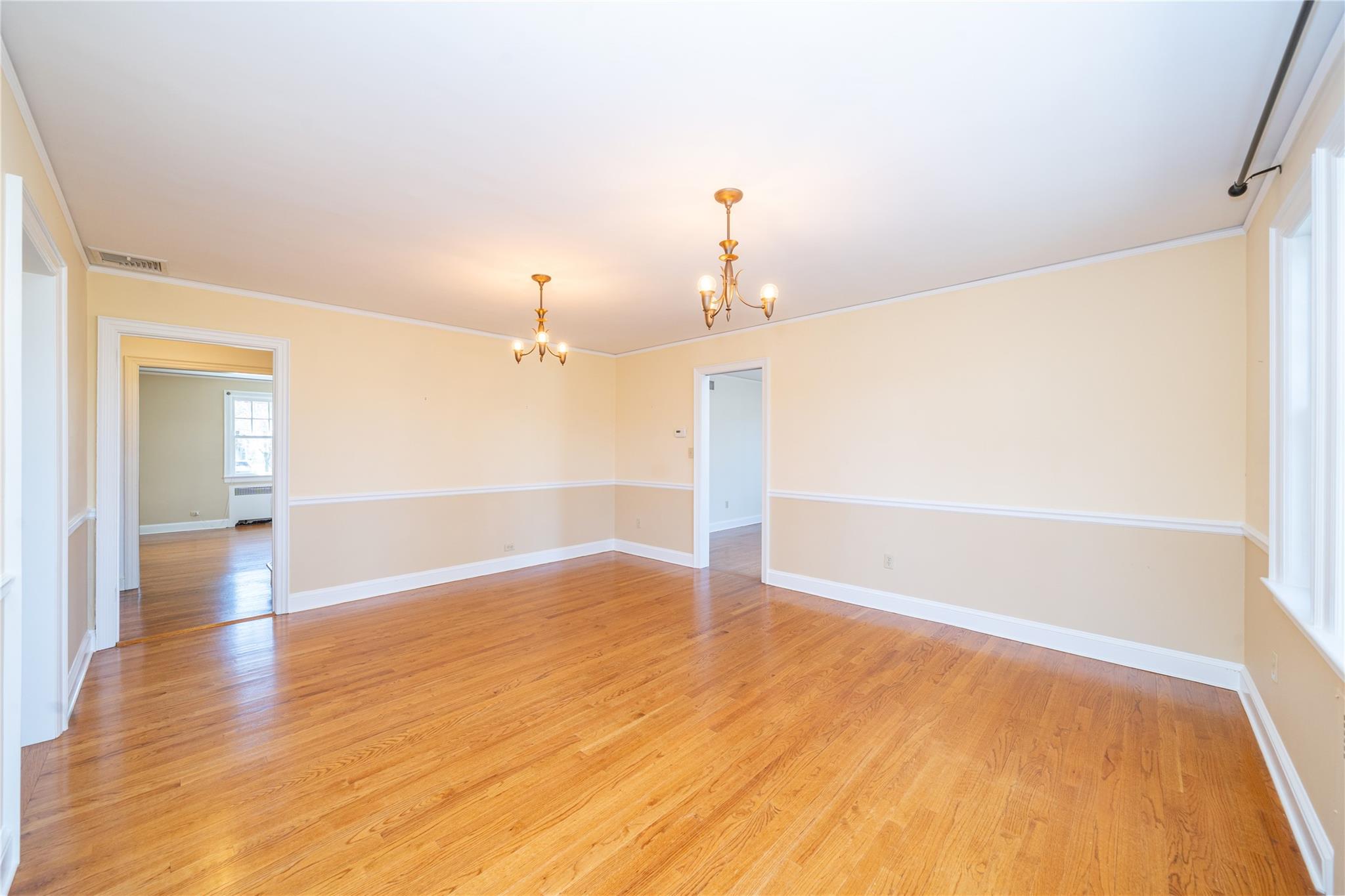 205 Beech Street, Eastchester, New York image 8