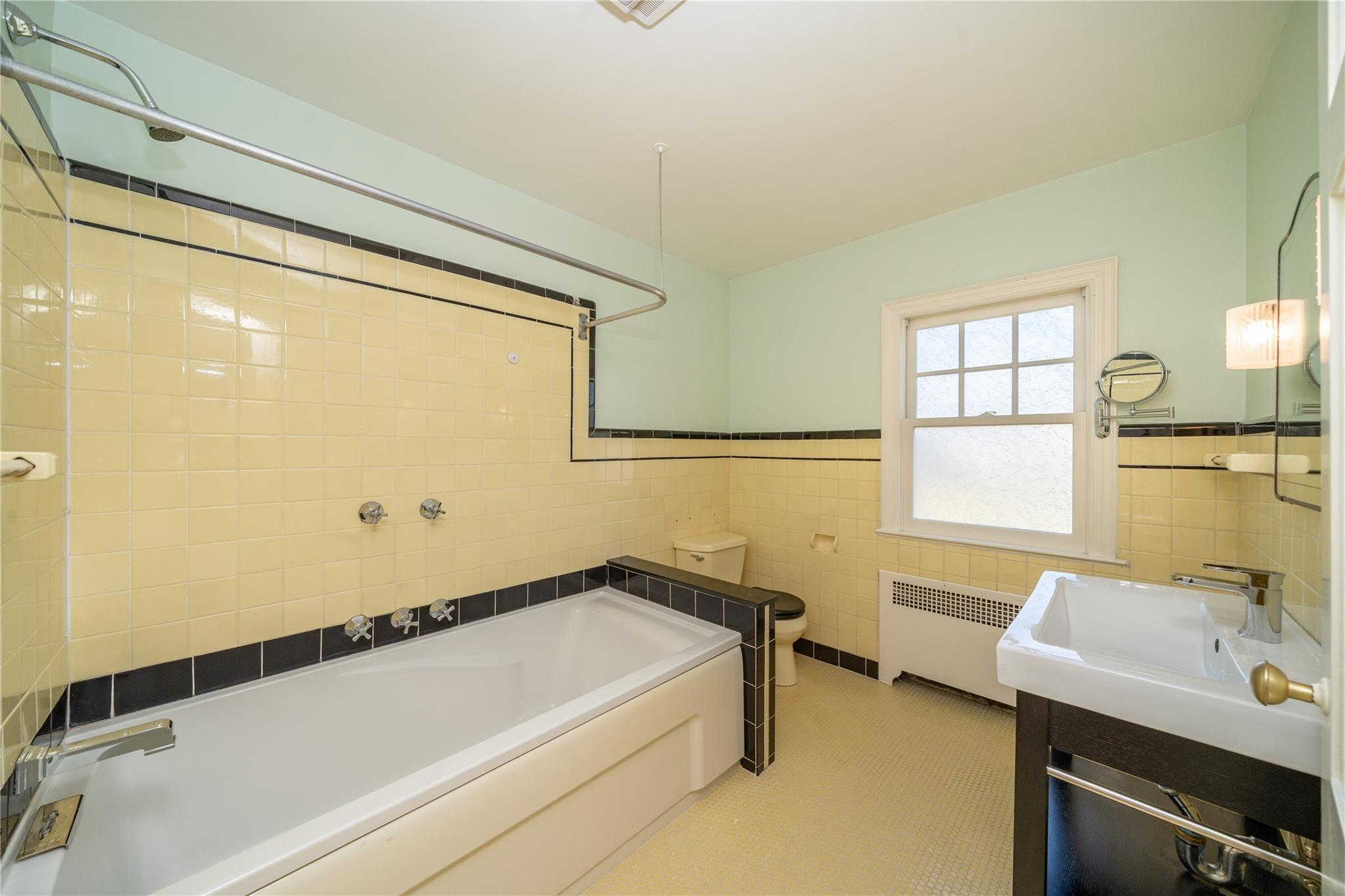 205 Beech Street, Eastchester, New York image 25