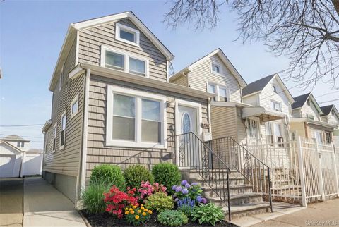 130-05 135th Place South Ozone Park NY 11420