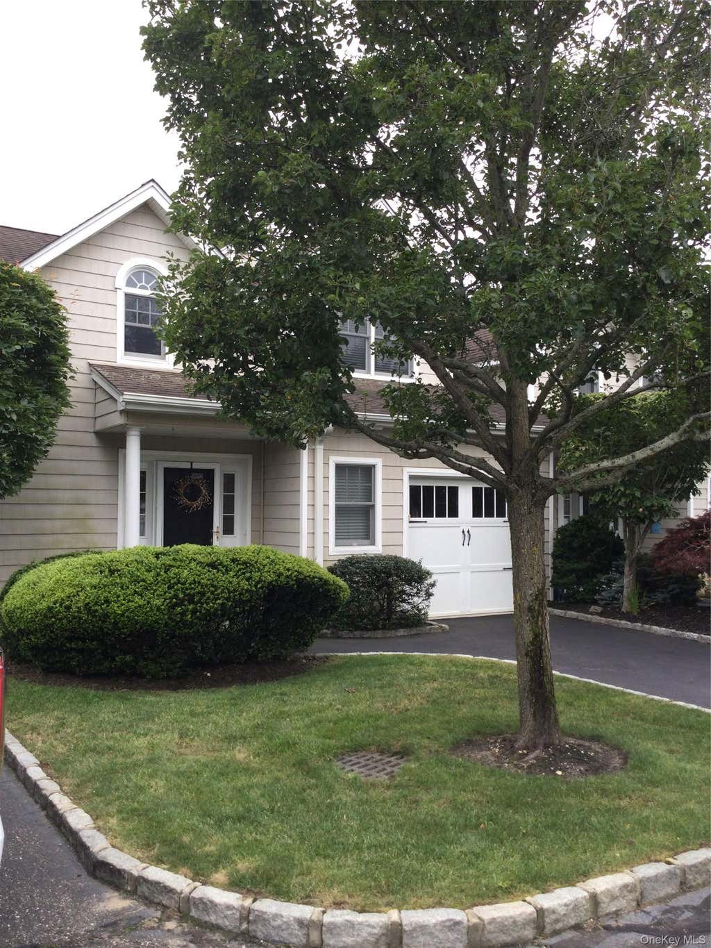 Photo of 32 Coral Lane, Sayville, NY 11782 (MLS # 1041876)