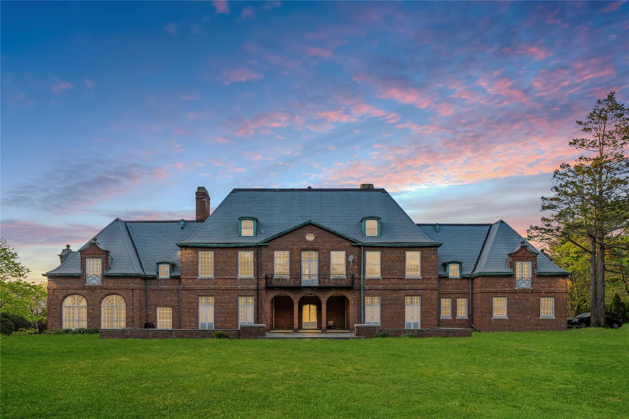 10 Auserehl Court, Huntington, New York image 3