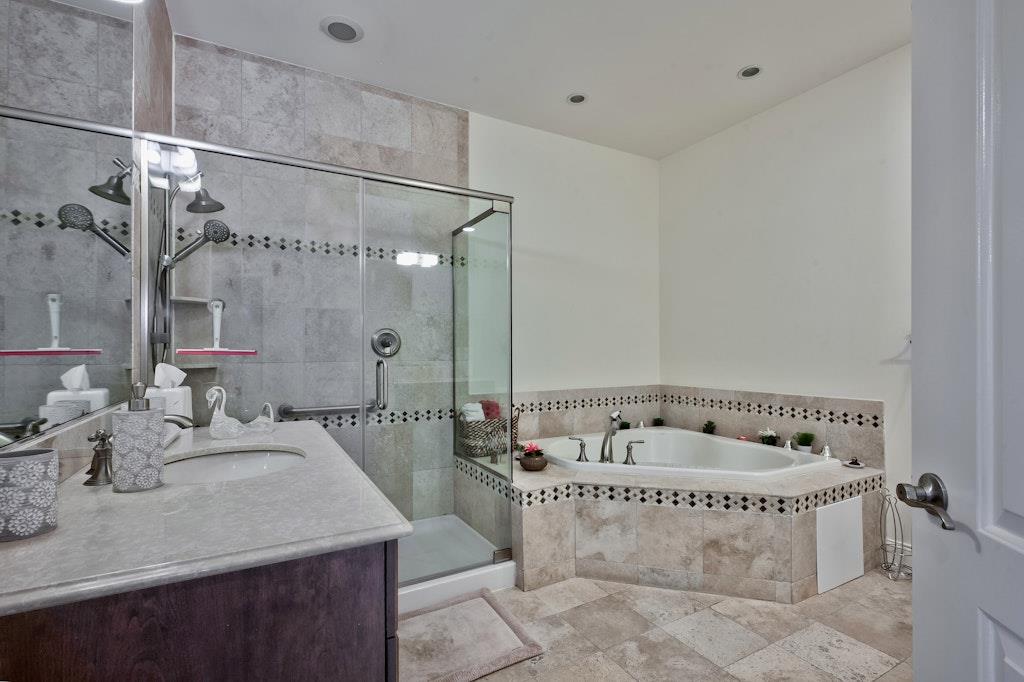 1179 Roosevelt Way, Westbury, New York image 24