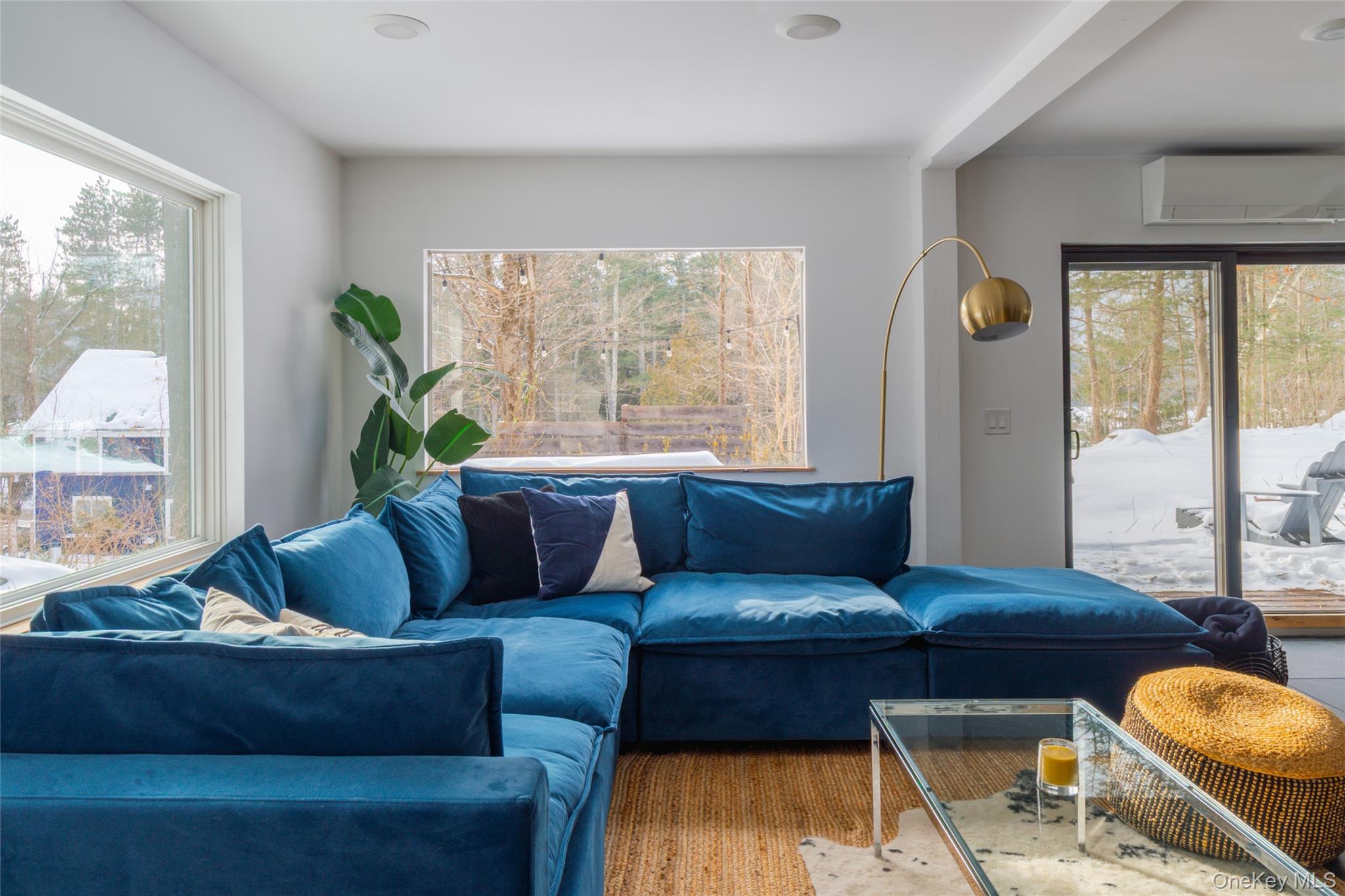 15 Lake View Drive
