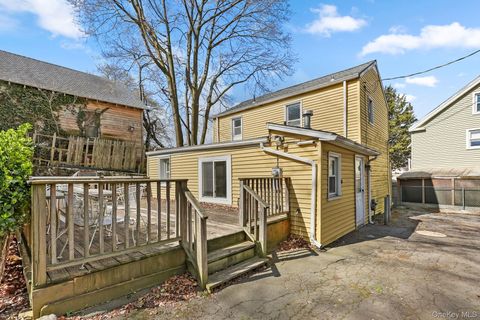 Homes For Sale - 15 Henry Street<br/> Greenwich, CT 06830
