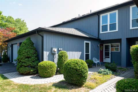 Condo For Sale - 32 North Loop<br/> Rhinebeck, NY 12572