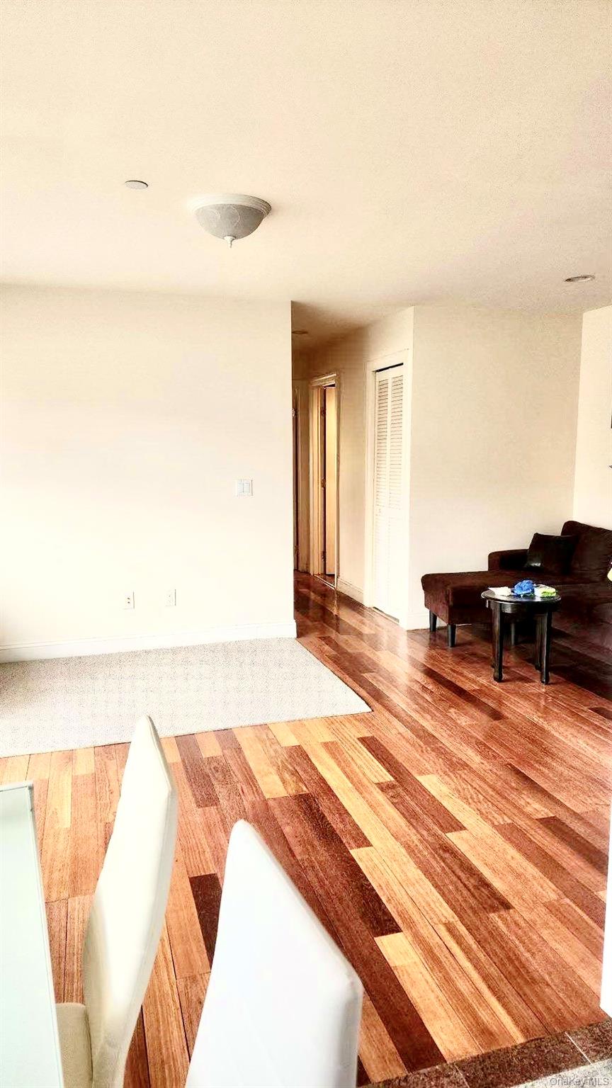 43-18 Main Street #7F