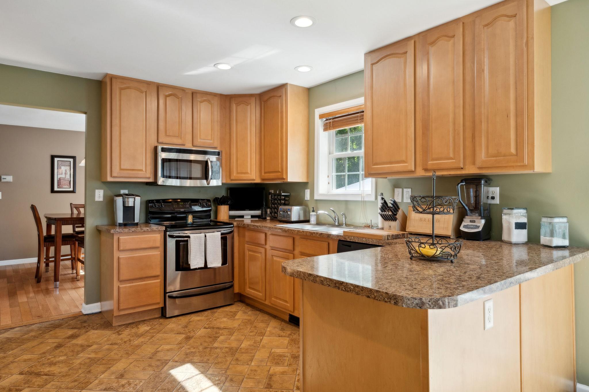 19 Edgewood Drive, Saugerties, New York image 9