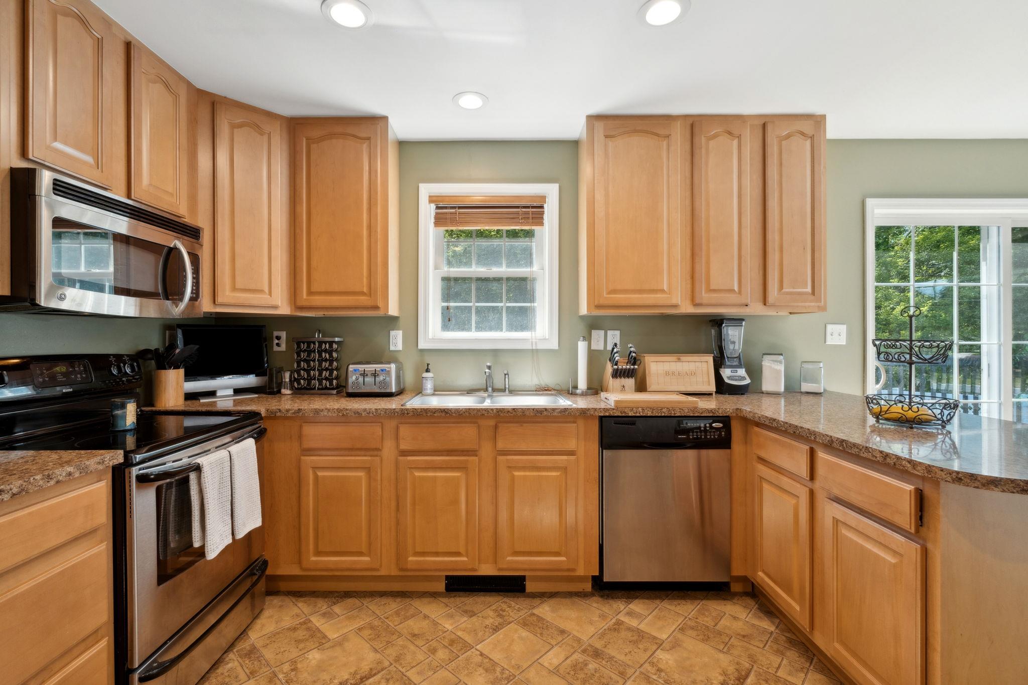 19 Edgewood Drive, Saugerties, New York image 8