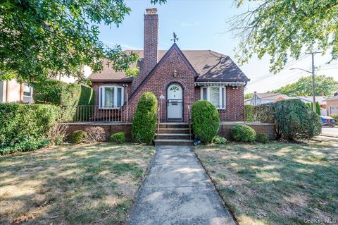 27-19 Murray Street Flushing NY 11354