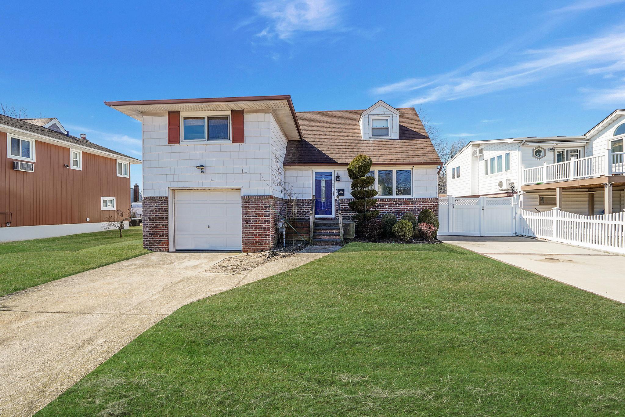 222 Nassau Avenue, Freeport, New York image 1
