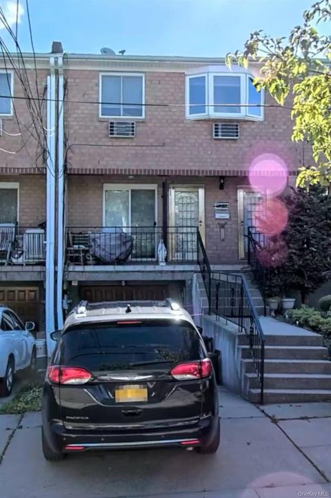 47-25 212 Street Bayside NY 11361
