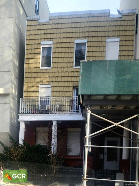 243 Franklin Avenue Brooklyn NY 11205